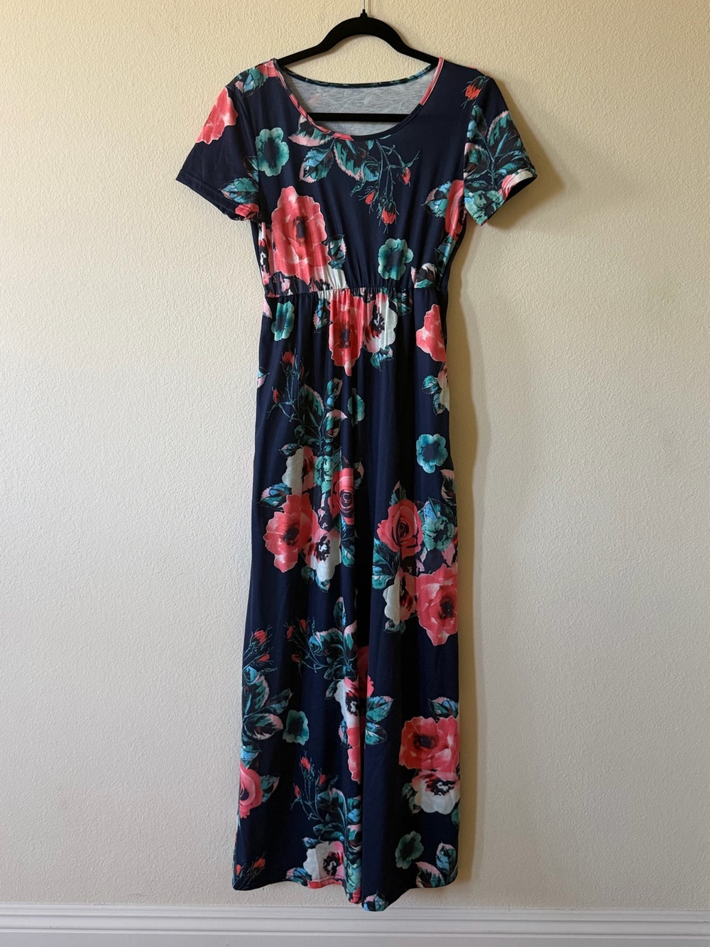 EUC Women’s Floral Maxi Dress (with matching sash belt and headband) size small